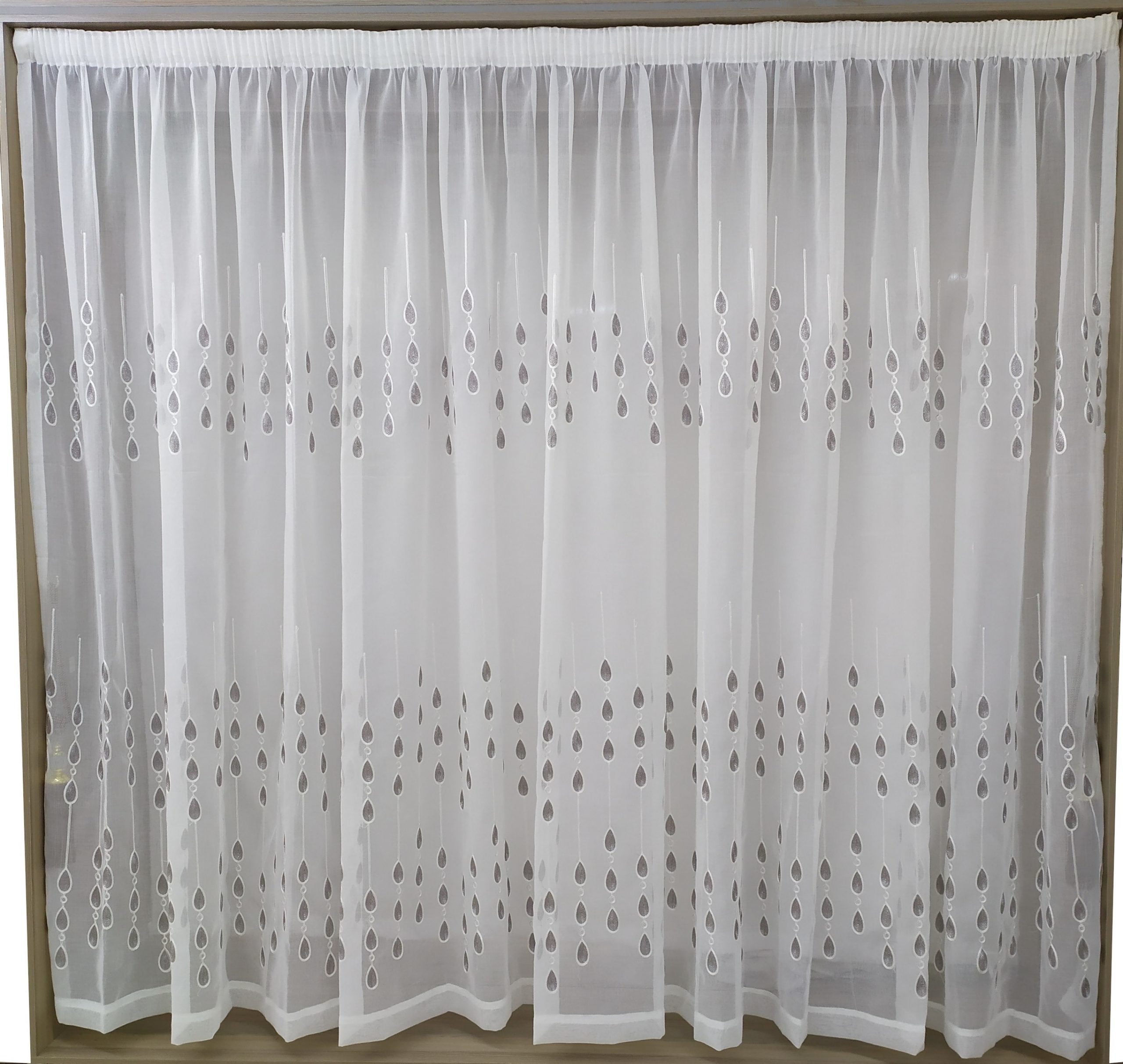 Embroidered Linen Voile 1918 Grey Voil Centre